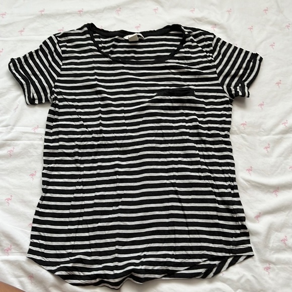 Black/Grey and white stripped short sleeve shirt - Picture 1 of 2